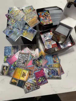 Pokemon TCG Scarlet & Violet BULK (Over 1500 Cards) - Image 4