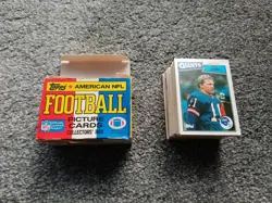 Topps 1987 American NFL Football Complete Card Set Of 88 Cards & Collectors Box - Image 2
