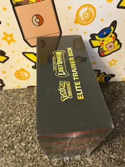 Pokemon TCG: Sword & Shield Lost Origin Elite Trainer Box - Sealed some damage 820650850714 - Image 5