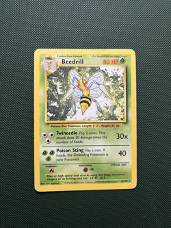 Pokemon TCG Beedrill 17/102 Base Set Unlimited Regular Rare MP Condition - Image 1