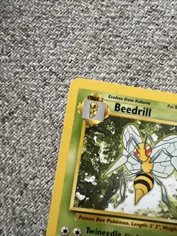 Pokemon TCG Beedrill Base Set, Card 17/102, Regular - Image 3