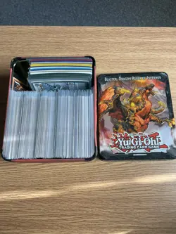 Yu-Gi-Oh 600 CARD NM to LP Joblot Bundle 100 Rare's including SR & UR + 2 Tin - Image 3