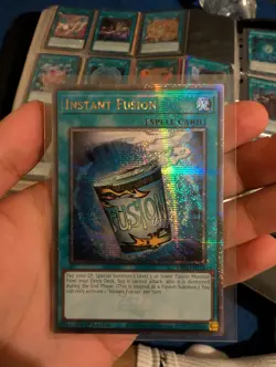 Instant Fusion RA03-EN171 Quarter Century Secret Rare Card Near Mint Condition - Image 1
