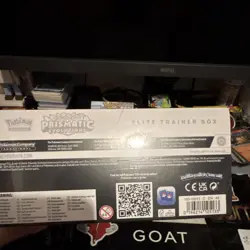 Pokemon Scarlet & Violet Prismatic Evolutions Elite Trainer Box Eevee - Image 4