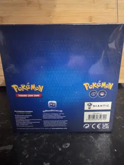 Pokemon GO Premier Deck Holder Collection Dragonite VSTAR BRAND NEW SEALED - Image 4