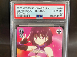 PSA 10 WEISS SCHWARZ WEARING THE OUTFIT, SUZU AYAKASHI TRIANGLE JAPANESE #078 R - Image 2