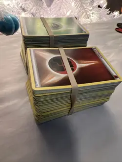 Pokemon- TCG Trading Cards Energy Card Lot, Not Counted But Around 400-500 636996769739 - Image 2