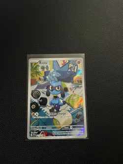 Riolu 215/198 Scarlet & Violet Base Set Pokemon Illustration Rare - Image 1