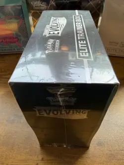 Pokemon TCG Sword and Shield Evolving Skies Elite Trainer Box ETB Sealed - Image 5