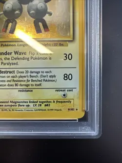 Pokemon Magneton Base Set Unlimited Holo 009/102 PSA 8 - Image 5