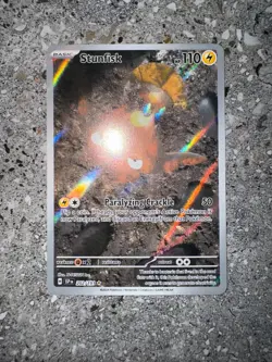 Pokemon TCG Cards Stunfisk 202/191 Surging Sparks Illustration Rare NM - Image 3