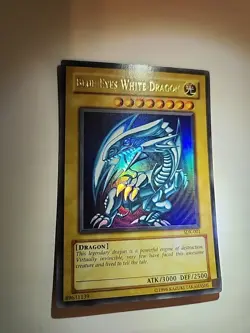 Blue-Eyes White Dragon SDK-001 Starter Deck: Kaiba Unlimited LP- - Image 1