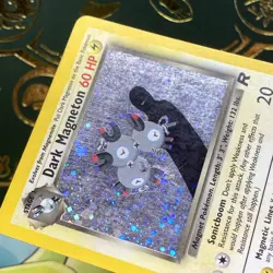 Pokemon 2000 Dark Magneton Holo SWIRL – 11/82 – Team Rocket – HP - Image 4