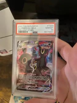 2022 POKEMON SWORD & SHIELD BRILLIANT STARS #TG23 FULL ART/UMBREON VMAX PSA 10 - Image 1