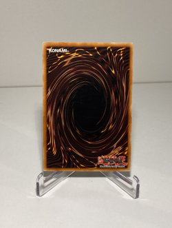 Yugioh / Blue Eyes White Dragon / SDK-G001 / Ultra Rare - Image 2