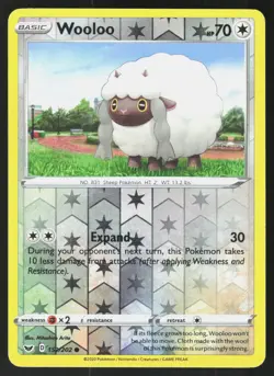 Wooloo 152/202 Common Sword & Shield Pokemon Reverse Holo LP - Image 1