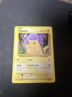 Pikachu 35/108 Evolutions 2016 Pokemon Card D2 - Image 1