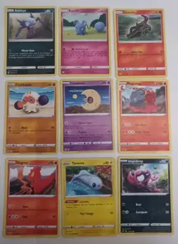 95 Loose Pokemon Cards Plus Sun & Moon Roaring Heat Forest Shadow Theme Decks - Image 5