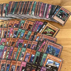 Yugioh Vintage Japanese Bundle Joblot Collection with Storage Tin Box - Image 4