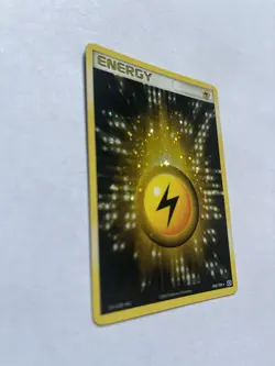 Pokemon Lightning Energy EX Emerald Holo Rare 104/106 2005 Card NM+ - Image 2