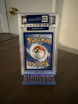 Pokemon TCG Lugia v Alt Art Silver Tempest #186 PSA 10 Gem Mint - Image 2