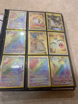 Pokemon binder 4 pages 36 cards - Image 1