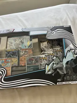 New Sealed Pokemon *Unova Heavy Hitters Premium Collection* - Image 3