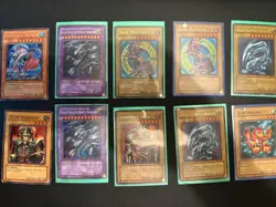 Large Yu-Gi-Oh Collection, Dark Magician, Blue Eyes White Dragon - Image 3