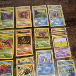 Pokemon TCG 47 Card Lot Fossil Uncommon Common Vintage - Image 3
