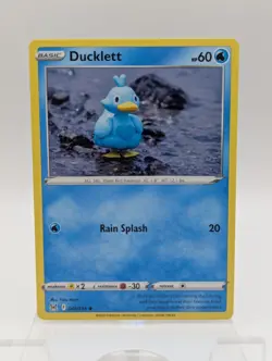 Ducklett 046/196 Common Lost Origin Yuki Mori Pokemon NM - Image 1