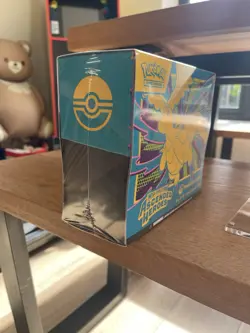 Pokemon TCG - Ascended Heroes Pokemon Center ETB (In Hard Acrylic Protector) - Image 5