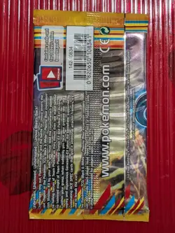 Pokemon Black & White Plasma Blast 2013 Foil Booster Pack Dialga Art 1 - Image 2