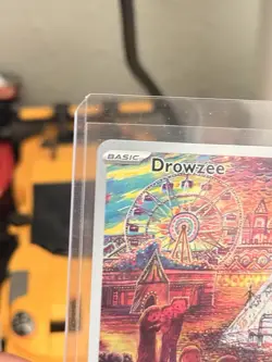 Pokemon TCG Drowzee 210/198 SV01 Scarlet & Violet Illustration Rare Holo 2023 - Image 3
