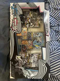 NEW SEALED POKEMON UNOVA HEAVY HITTERS PREMIUM COLLECTION CARD GAME - Image 1
