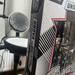 Pokemon TCG - Unova Heavy Hitters Premium Collection Box - Brand New - Sealed - Image 4