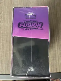Pokemon TCG - Fusion Strike - Elite Trainer Box (ETB) - Sealed, Brand New - Image 4