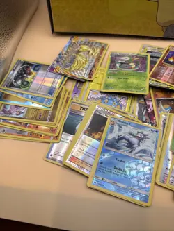 Pokemon Lot Locker Find 630 Cards In Binder 64 Loose Foil Cards 694 Cards In All - Image 5
