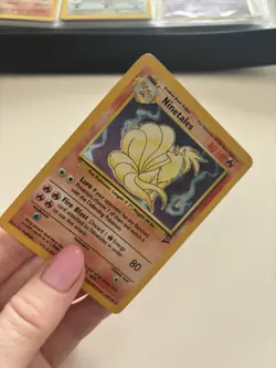 Pokemon TCG Ninetales Holo Rare Card Base Set 13/130, 1999 - Image 3