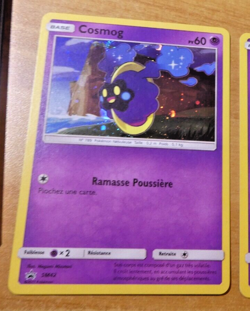 POKEMON FRANCAISE CARD CARTE COSMOG SM42 PROMO Holo FR JCC NM 2017 - Image 1