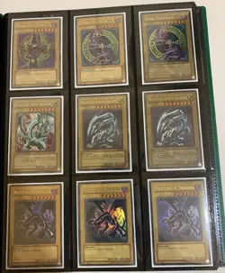 Yugioh Collection All Holo Binder Blue Eyes White Dragon SDK-001 1st Edition - Image 2