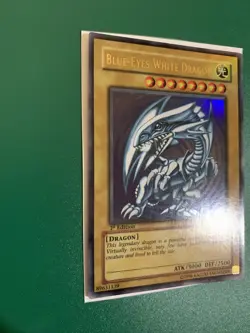 Yugioh Collection All Holo Binder Blue Eyes White Dragon SDK-001 1st Edition - Image 4