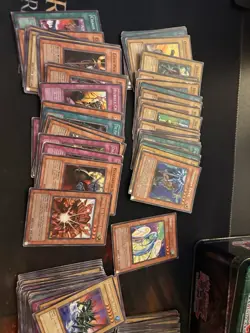 Yu-Gi-Oh 2003 B Skull Drag Collector's Tin + Miscellaneous Cards | Holos, 1st Ed - Image 5