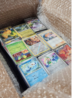 ENGLISH ONLY Over 17lbs 4000+ POKEMON CARDS! UNSEARCHED WITH HOLOS/UR/PLAYABLES - Image 1