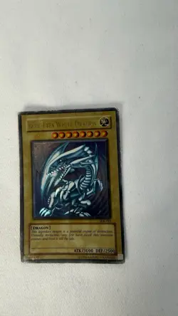 Blue-Eyes White Dragon SDK-001 Ultra Rare 2002 Edition 1st Yu-Gi-Oh - Image 1