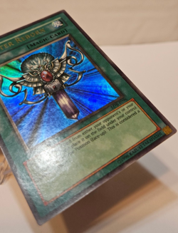 Monster Reborn LOB-E096 Ultra Rare 1st Edition EURO Yugioh 986 - Image 5