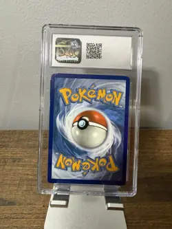 Rayquaza 138/185 Amazing Rare Vivid Voltage 2020 Pokemon Card CGC 9.5 Mint+ - Image 2