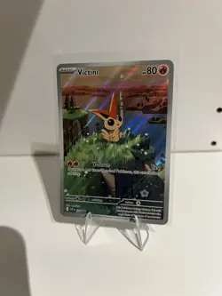 Pokemon TCG Victini SVP 208 Full Art Illustration Black Star Promo Rare - Image 1