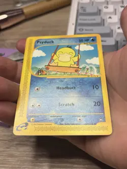 *Very Nice* Pokemon TCG Aquapolis Psyduck Card 104/147 2002 Regular - Image 4