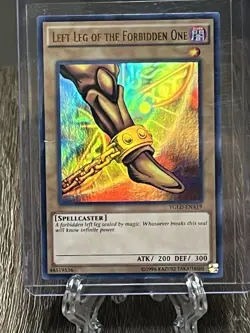 Left Leg of the Forbidden One – YGLD-ENA19 – Unlimited – Ultra Rare – Yu-Gi-Oh! - Image 1