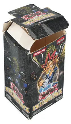 2004-05 Yu-Gi-Oh English Sealed Booster Pack Lot (31) Dark Revelation - Image 4